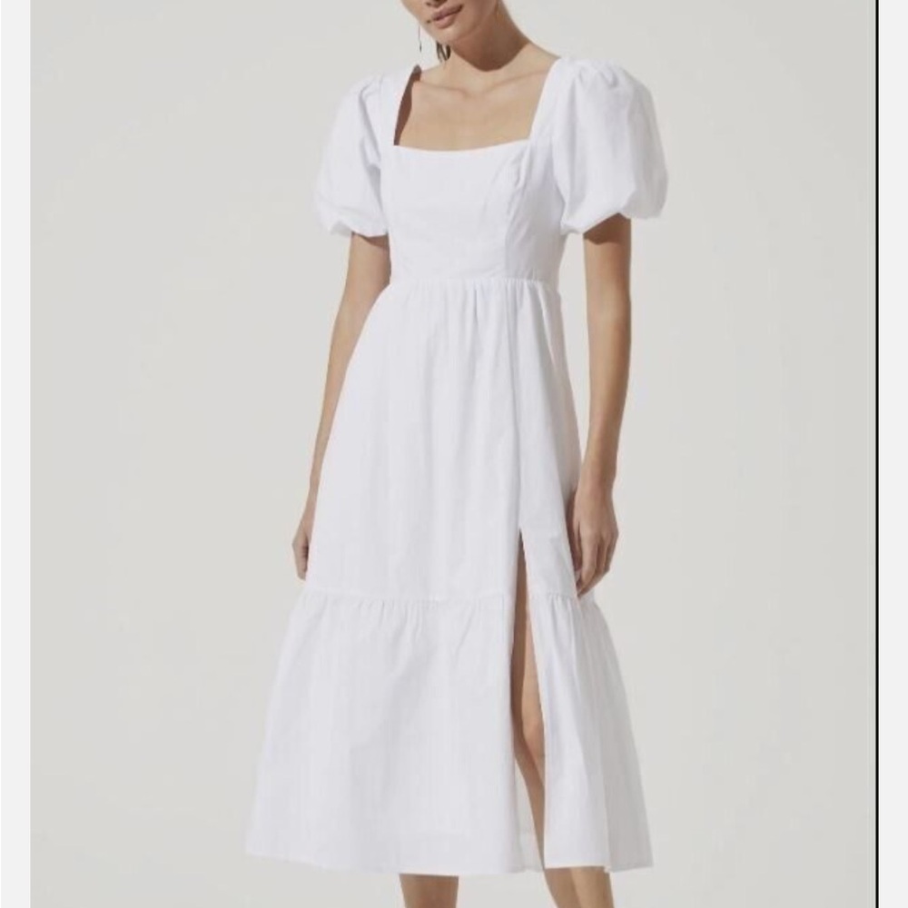 ASTR The Label White Cotton Poplin Puff Sleeve Dress